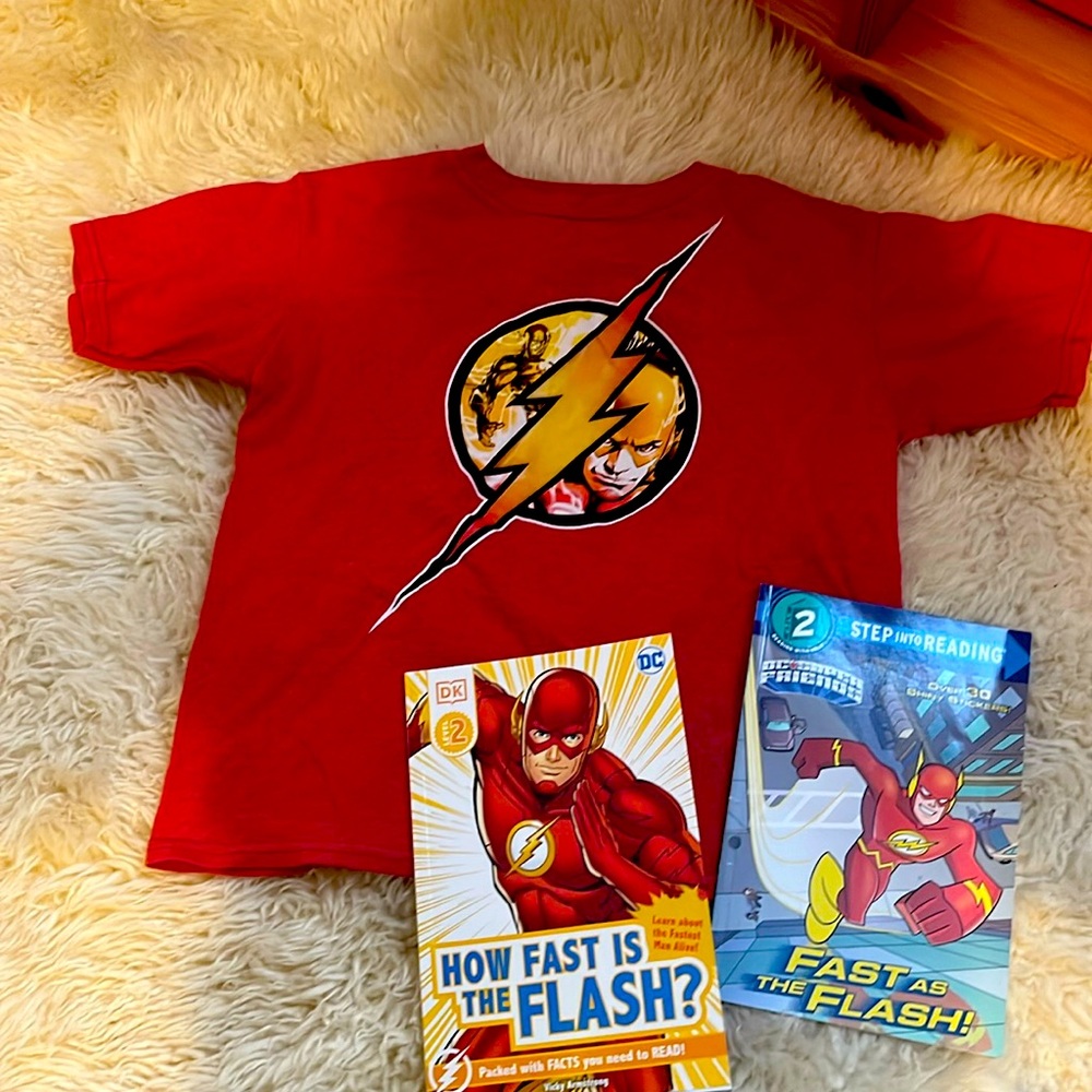 Flash tee shirt and book bundle